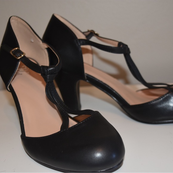 JG Joseph Guinn~Vegan Leather~8~Strappy Heel~New without box - Picture 3 of 8